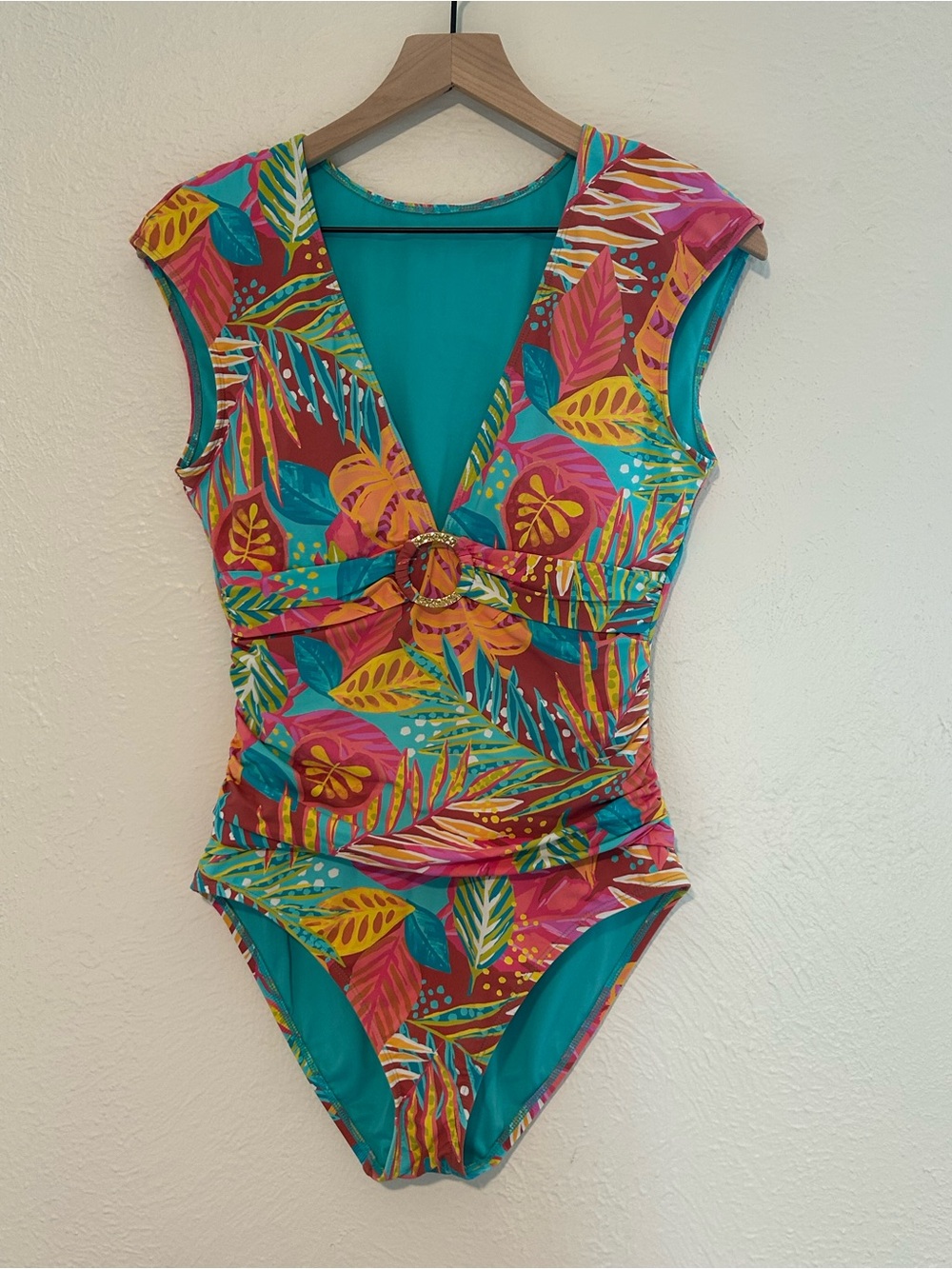 Bleu by Rod Beattie The Heat is On Cap-Sleeve Slimming One-Piece Swimsuit